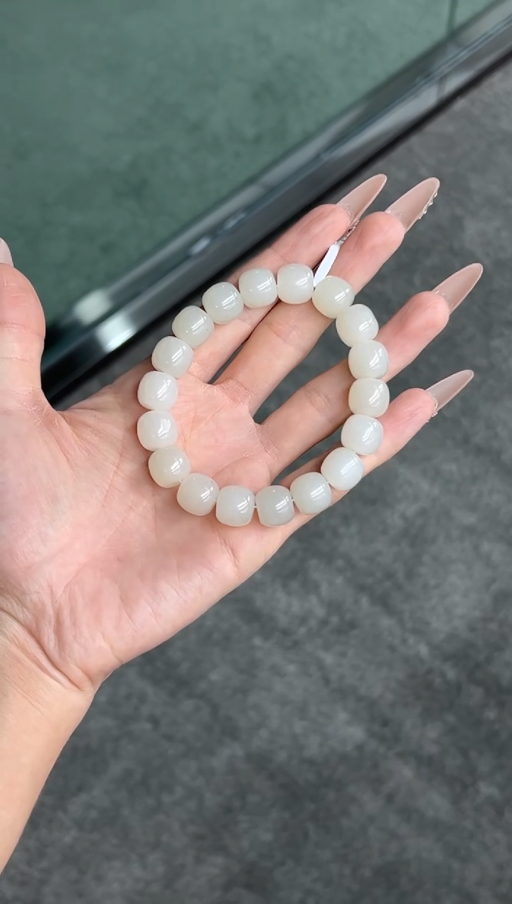 未镶嵌手串和田玉喵**呜黑山微色差卡12