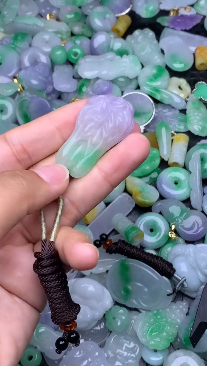 翡翠未镶嵌颈饰天然缅甸翡翠吊坠