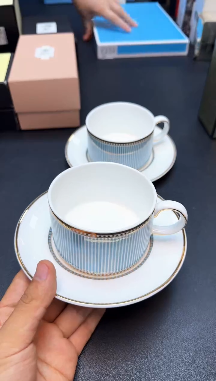 瓷片全新正品一件不留@@Y272
