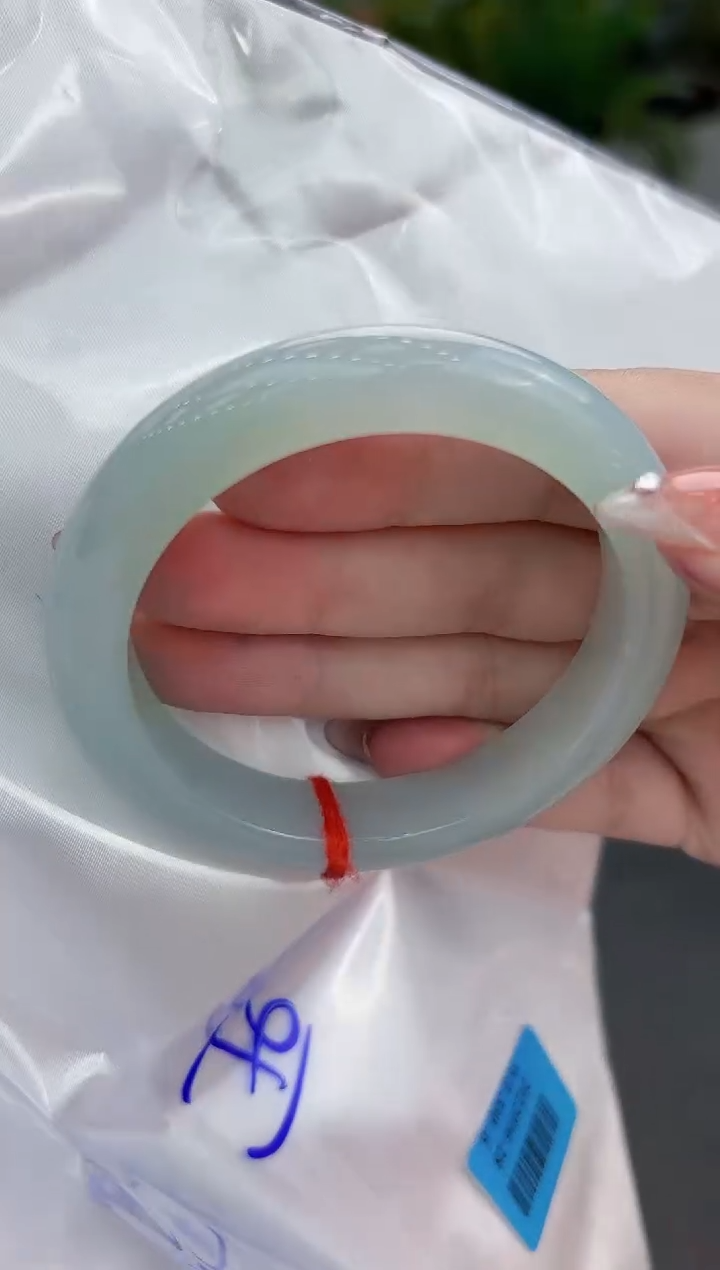 【闪购商品】翡翠手镯未镶嵌翡翠手镯