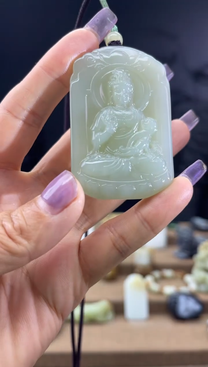 颈饰未镶嵌和田玉1