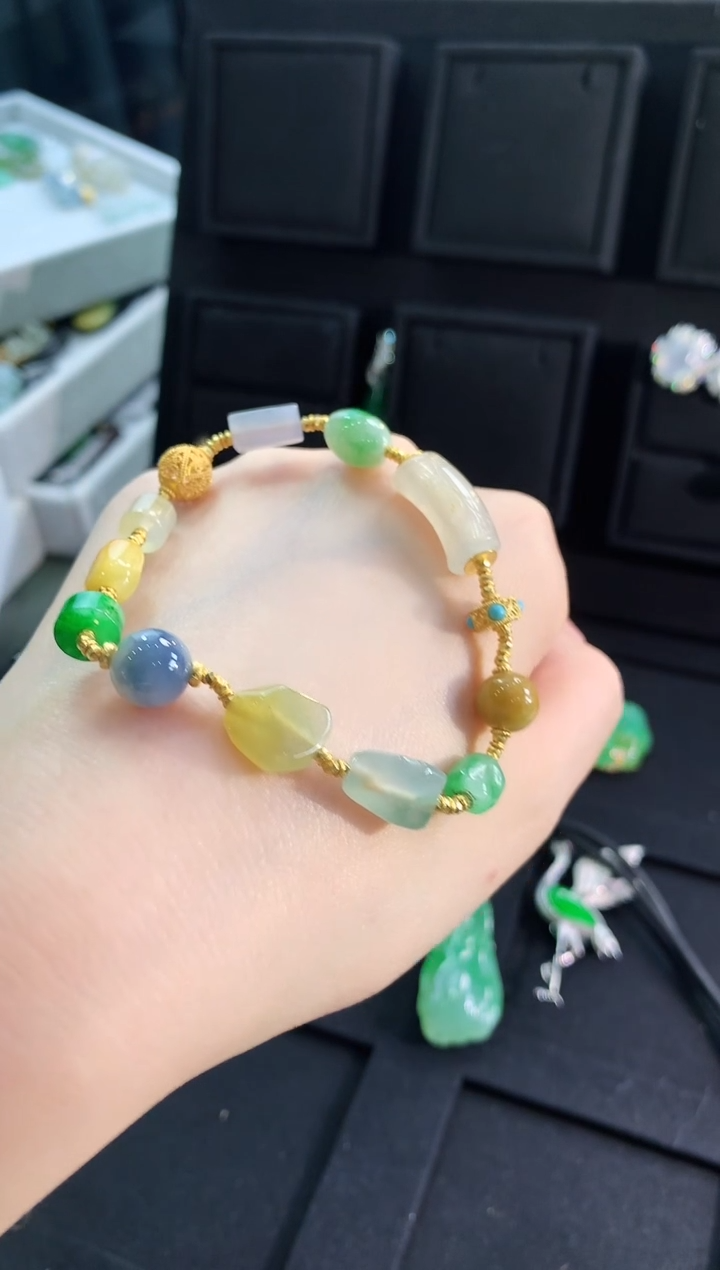 【闪购商品】翡翠手链18K金镶嵌手饰