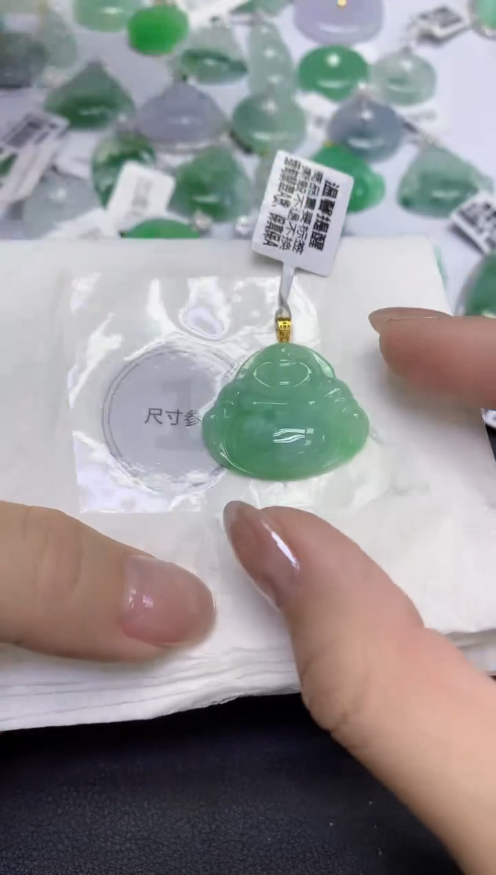 颈饰未镶嵌翡翠天然缅甸翡翠A货百元以上9元证书费自理