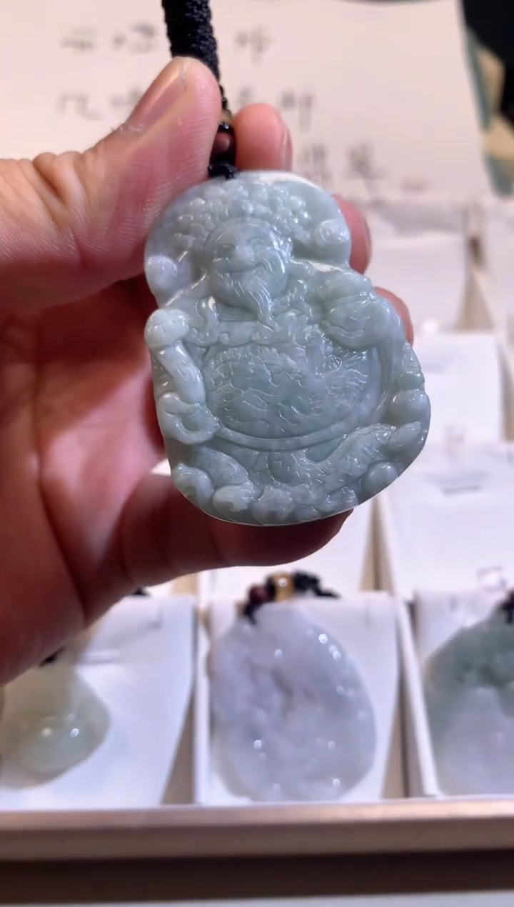 【闪购商品】翡翠颈饰未镶嵌02/15/78