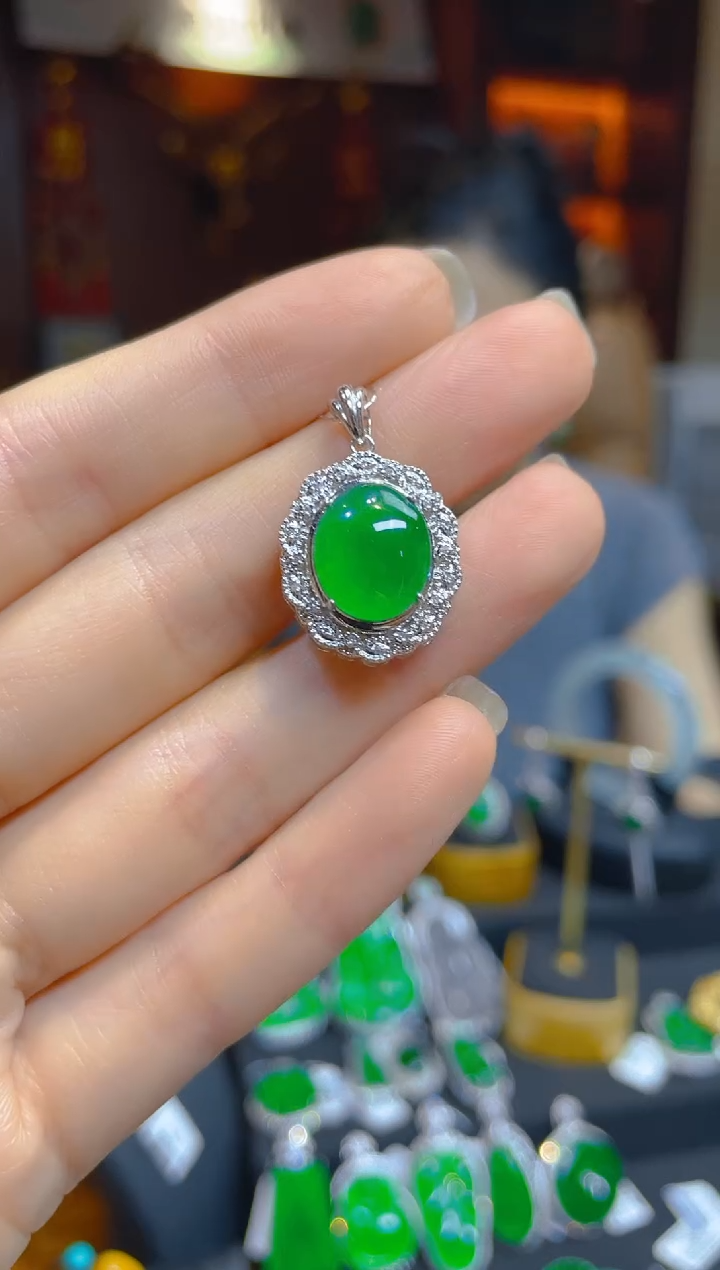 翡翠18K金镶嵌颈饰/128187天然A货翡翠