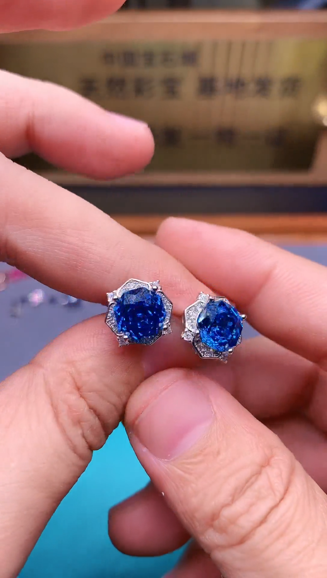 【闪购商品】托帕石耳饰银S925镶嵌........