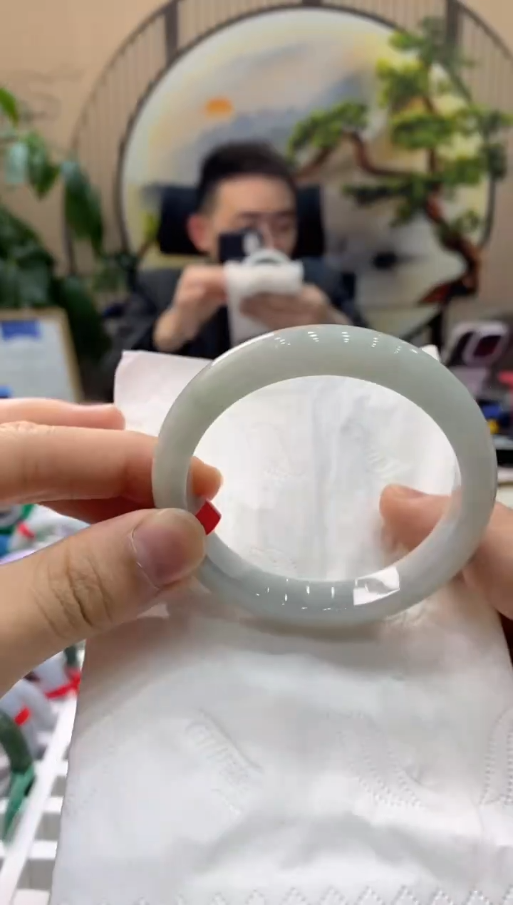 【闪购商品】翡翠手镯未镶嵌000009244