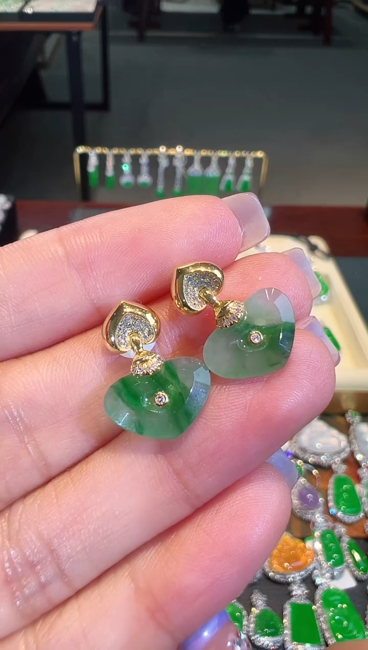 【闪购商品】翡翠耳饰18K金镶嵌翡翠