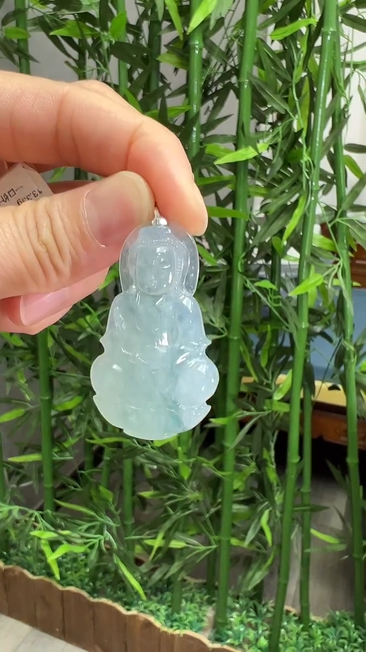 颈饰未镶嵌翡翠吊坠