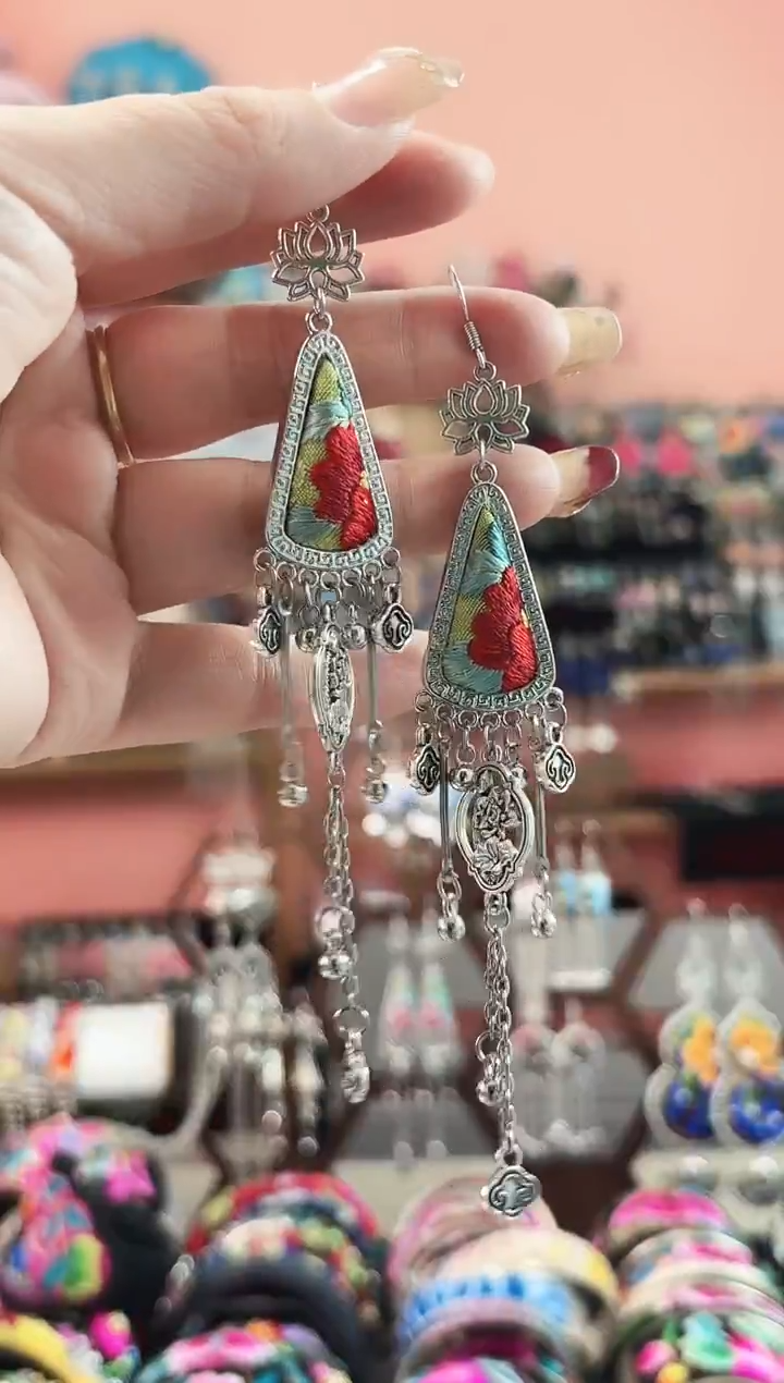 艺枝独绣手工饰品67