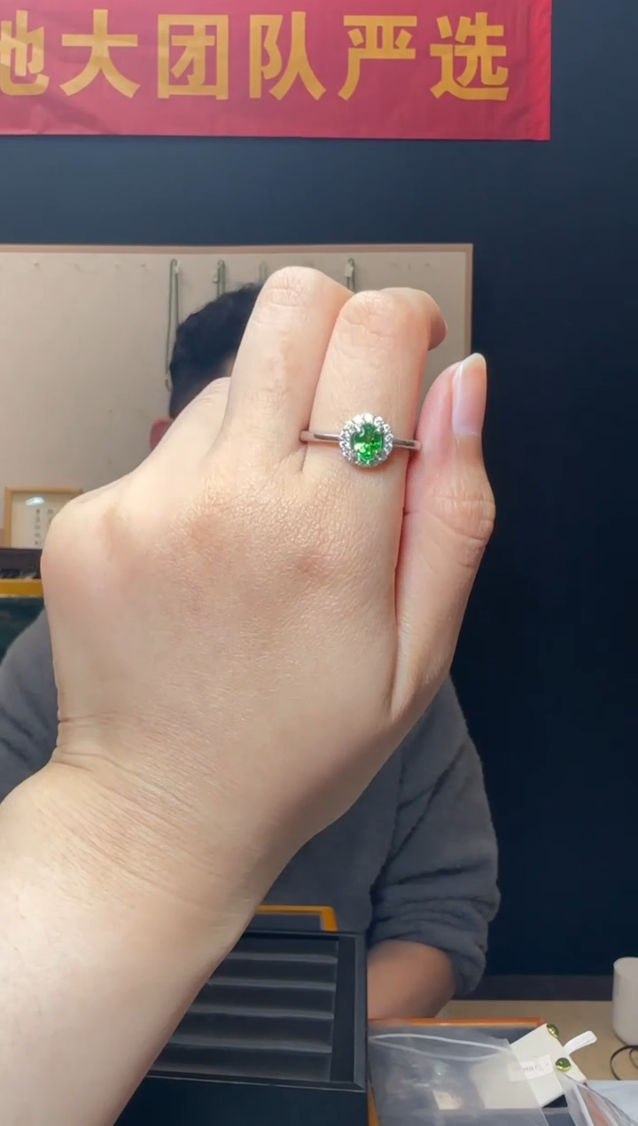 【闪购商品】石榴石戒指银S925镶嵌沙弗莱石榴石戒指5号