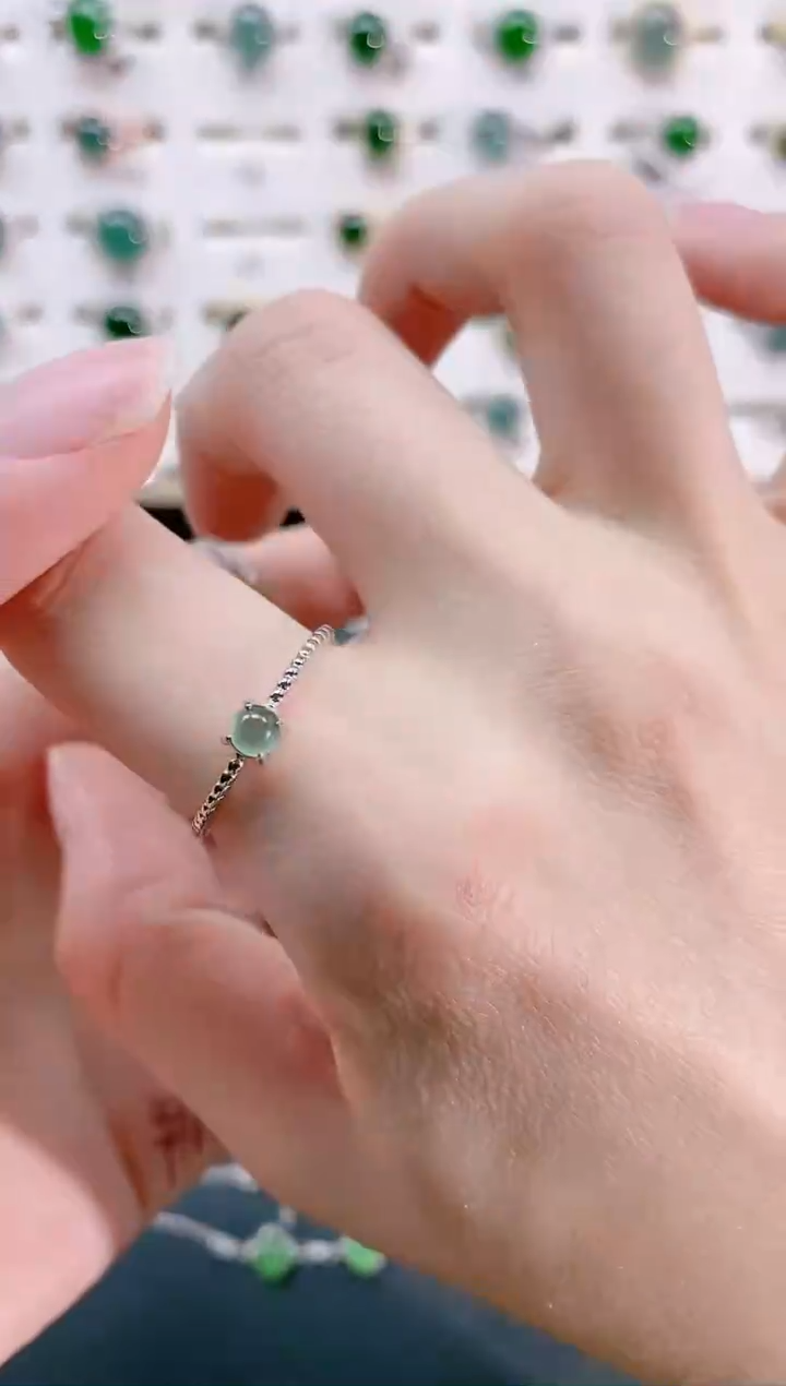 【闪购商品】翡翠戒指银S925镶嵌天然翡翠