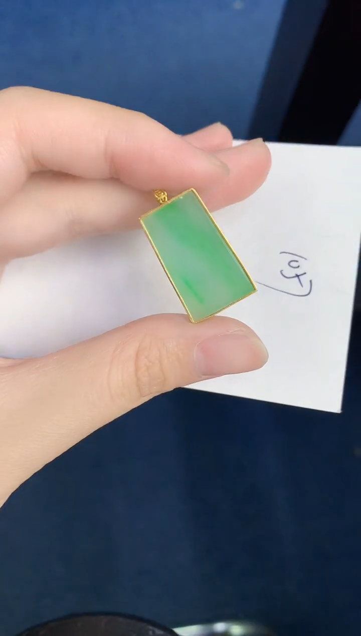 【闪购商品】翡翠颈饰18K金镶嵌000000000