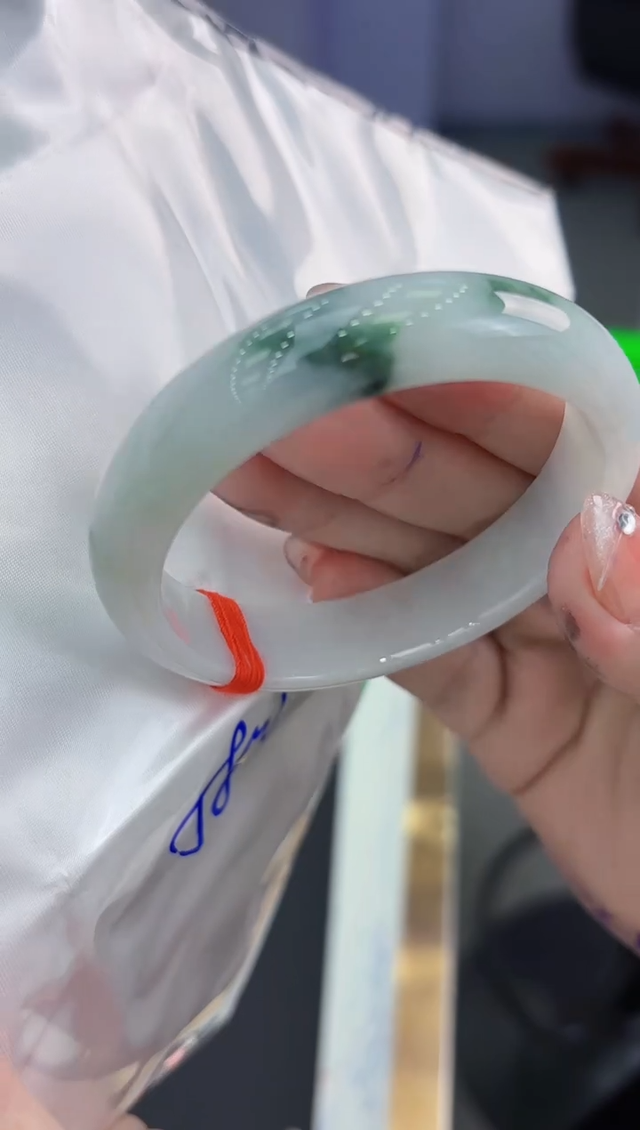 【闪购商品】翡翠手镯未镶嵌翡翠手镯