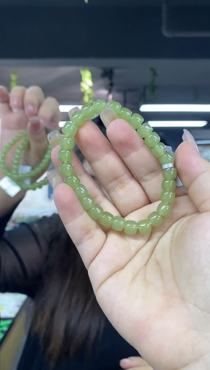 手串未镶嵌和田玉多样性发其一颜色微差