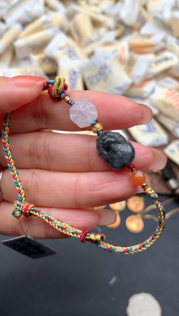 未镶嵌挂件翡翠1