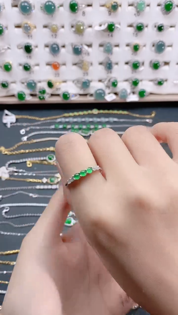 【闪购商品】翡翠戒指银S925镶嵌天然翡翠