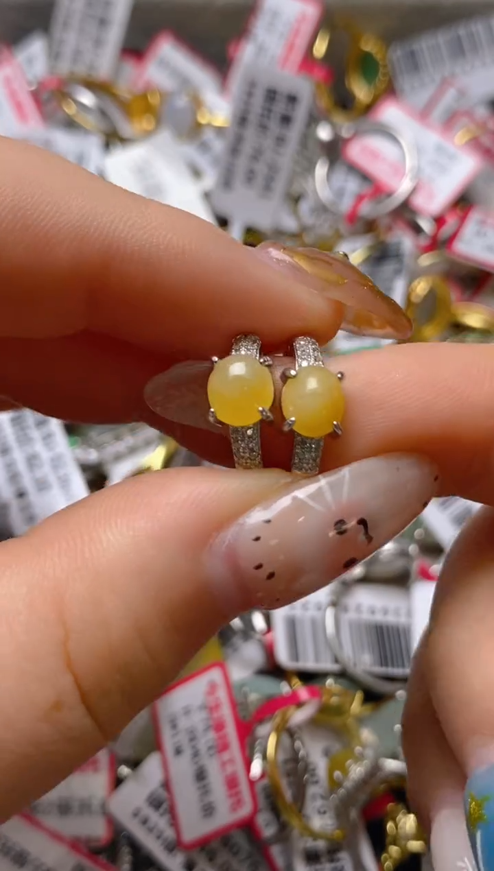 银S925镶嵌戒指翡翠百内无证书