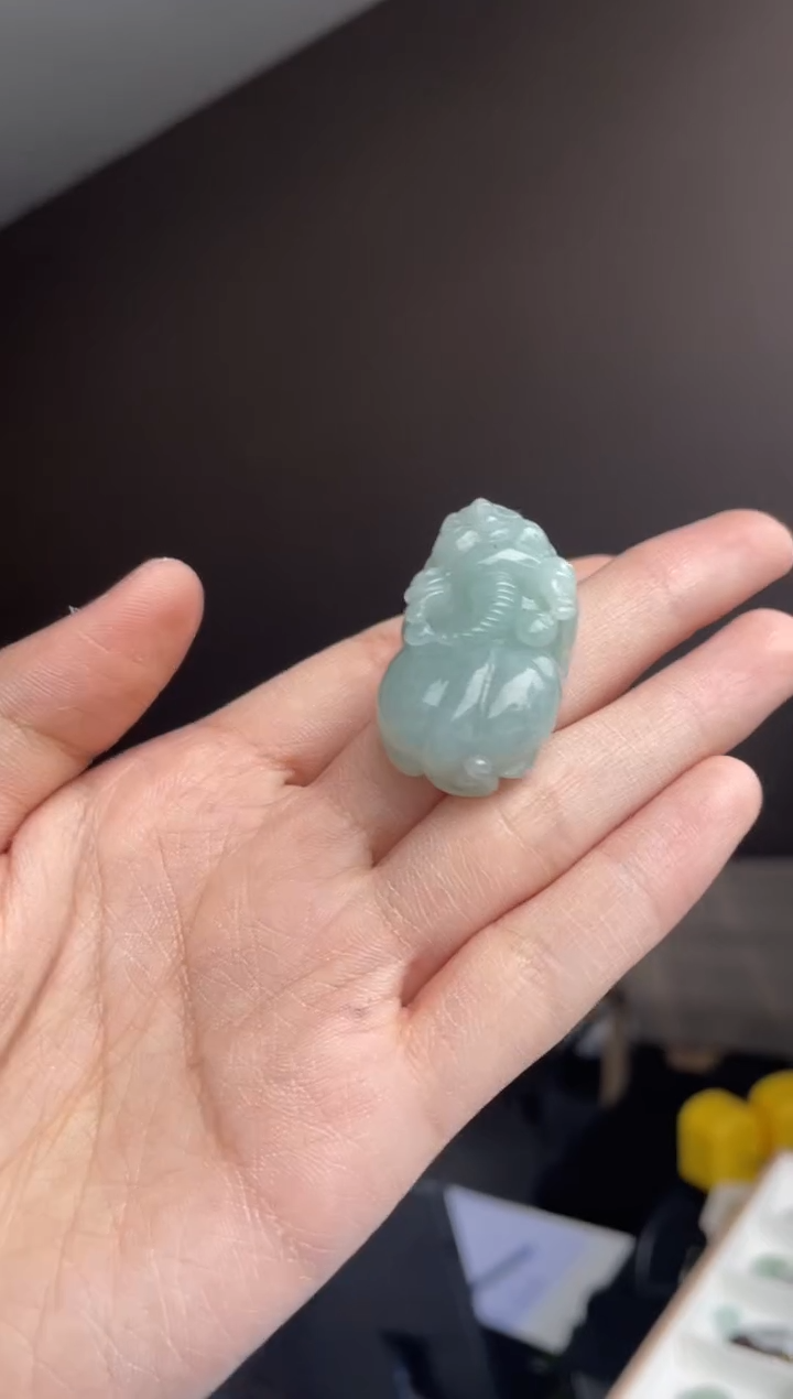 吊坠(不含链)未镶嵌翡翠天然缅甸A货翡翠