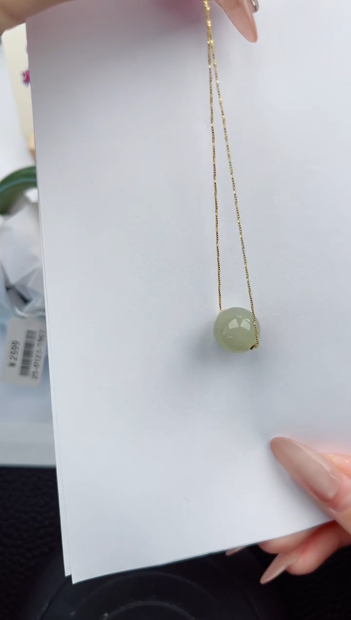 【闪购商品】和田玉吊坠(赠链)未镶嵌555微色差T