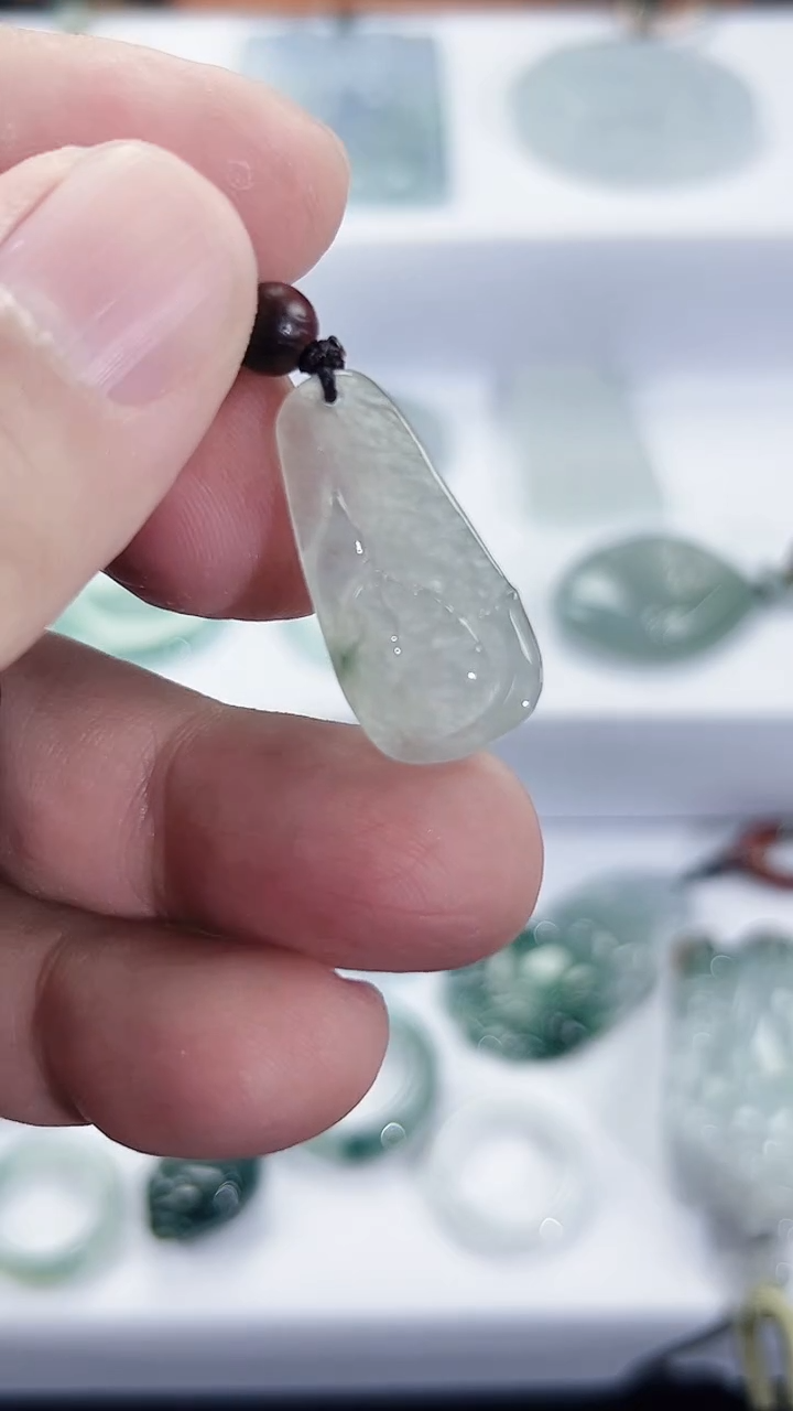 颈饰未镶嵌翡翠天然缅甸A货翡翠