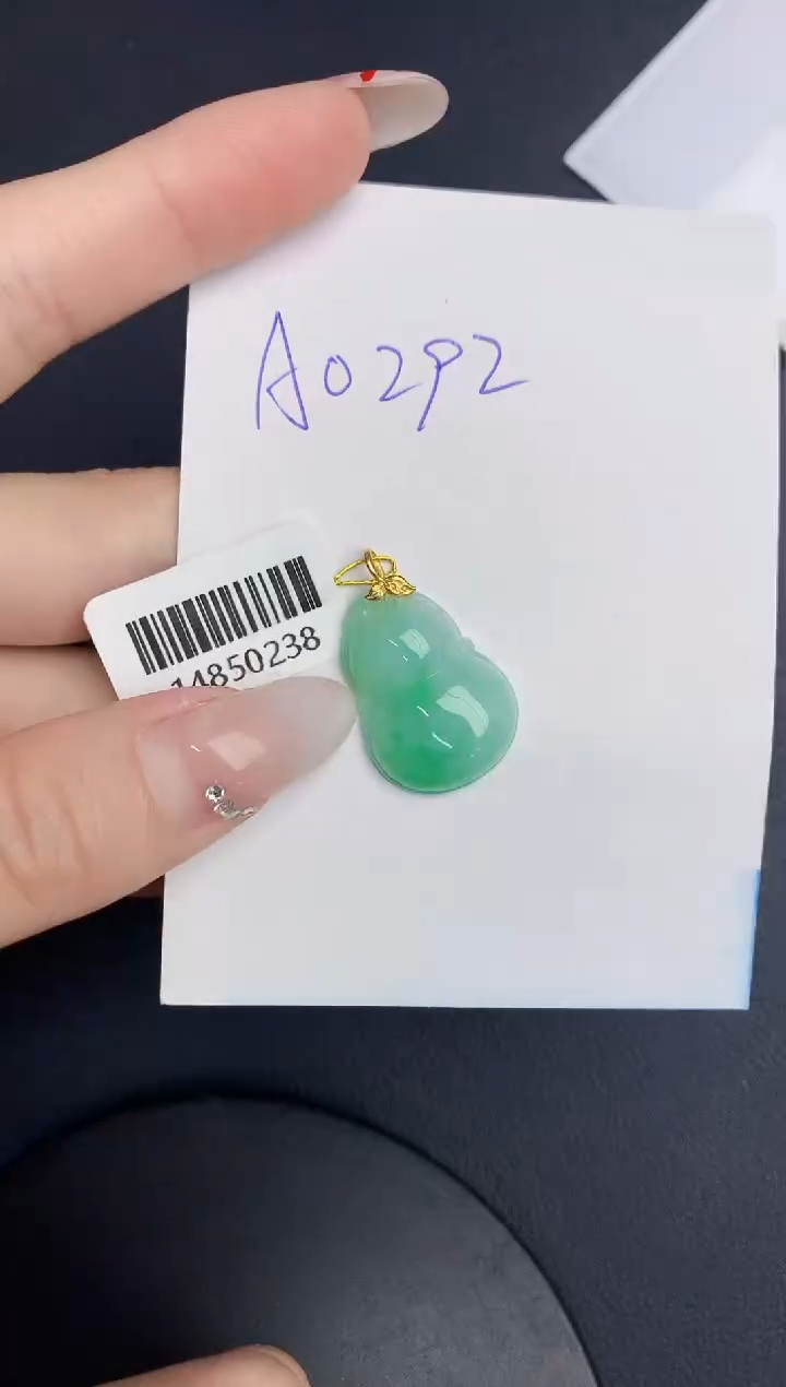 【闪购商品】翡翠颈饰18K金镶嵌000000000000