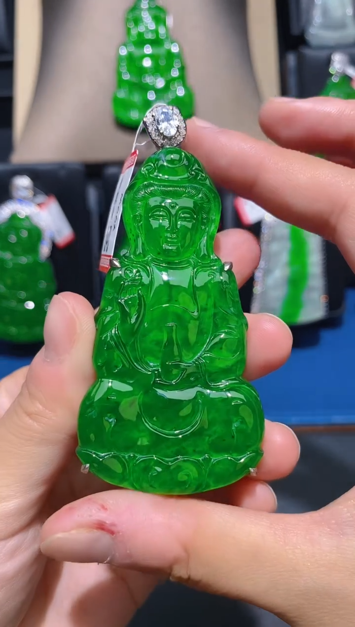 【闪购商品】翡翠颈饰未镶嵌天然A货翡翠z15