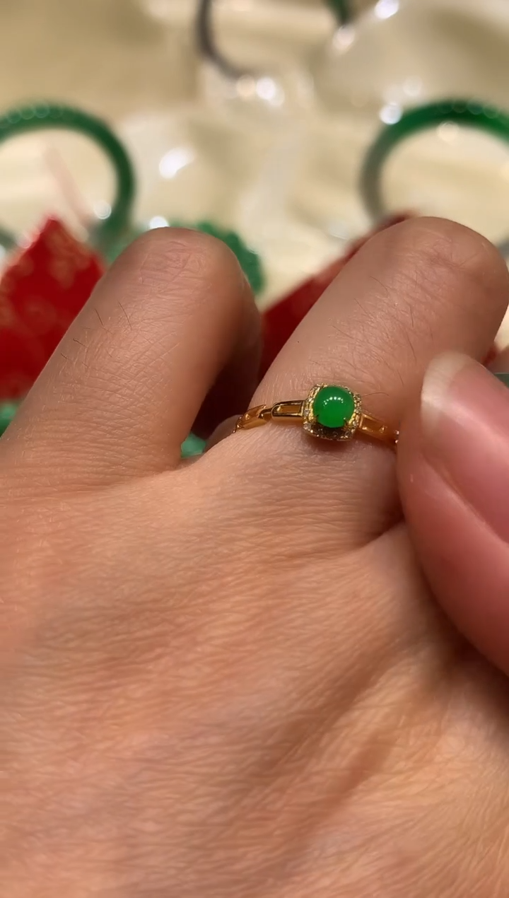 【闪购商品】翡翠戒指18K金镶嵌戒指 