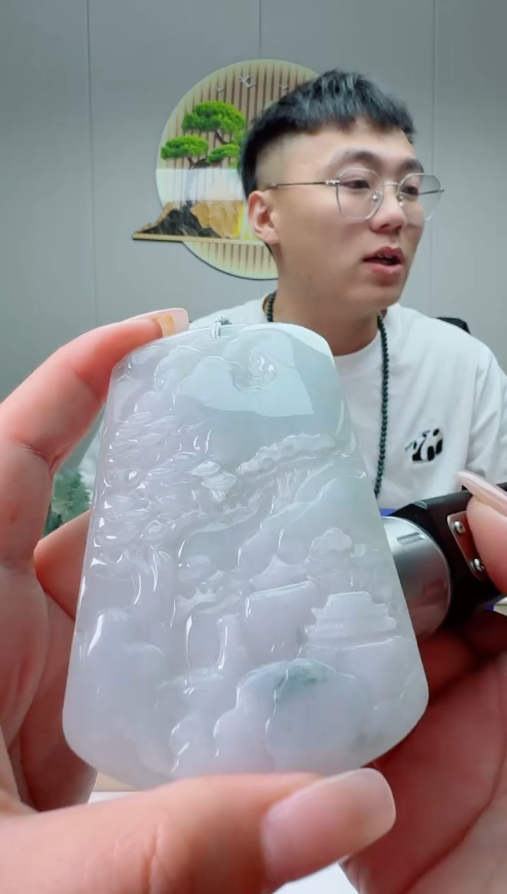 翡翠未镶嵌颈饰11111111111