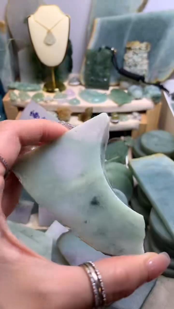 【闪购商品】翡翠挂件未镶嵌缅甸A货翡翠，没有运费险