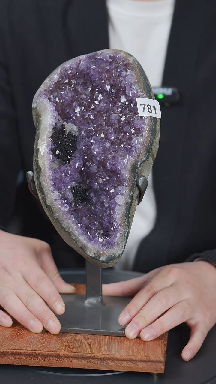 【闪购商品】紫晶大型摆件（非配饰）未镶嵌水晶