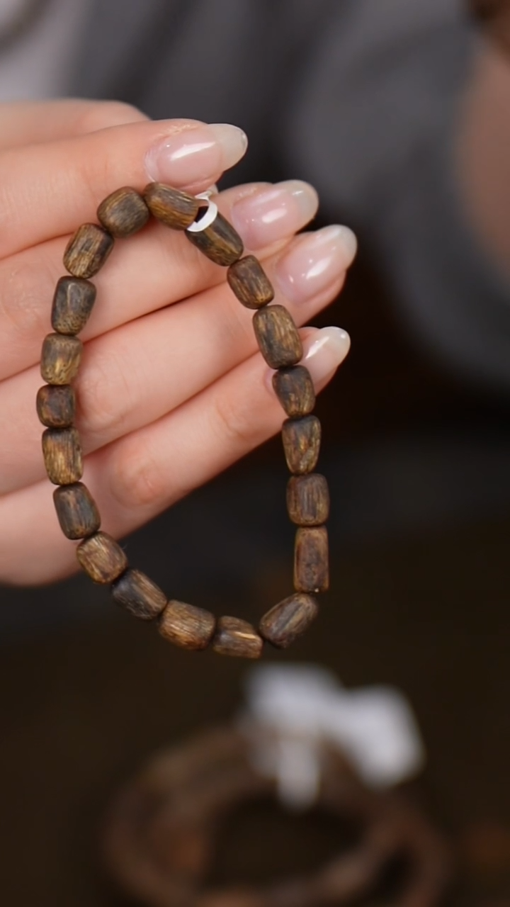 【闪购商品】沉香手串7CG4G81036树心油