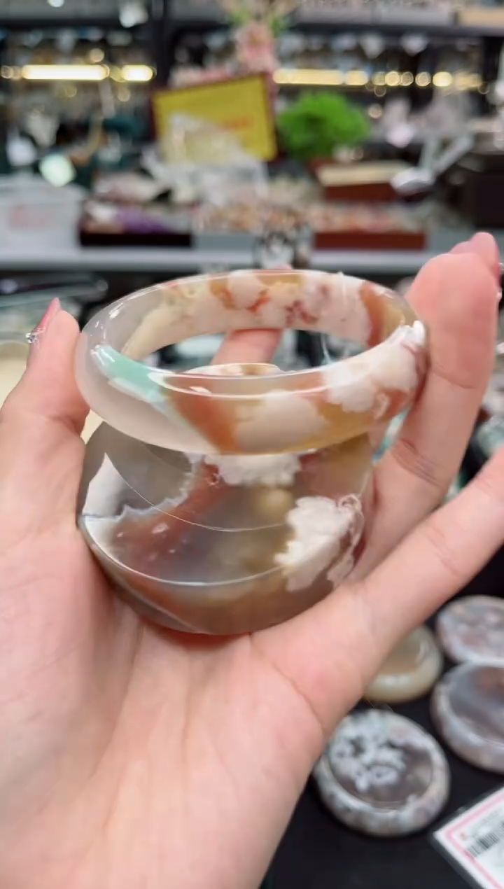 【闪购商品】石英质玉手镯未镶嵌62圈口（赠品镯心）6524587