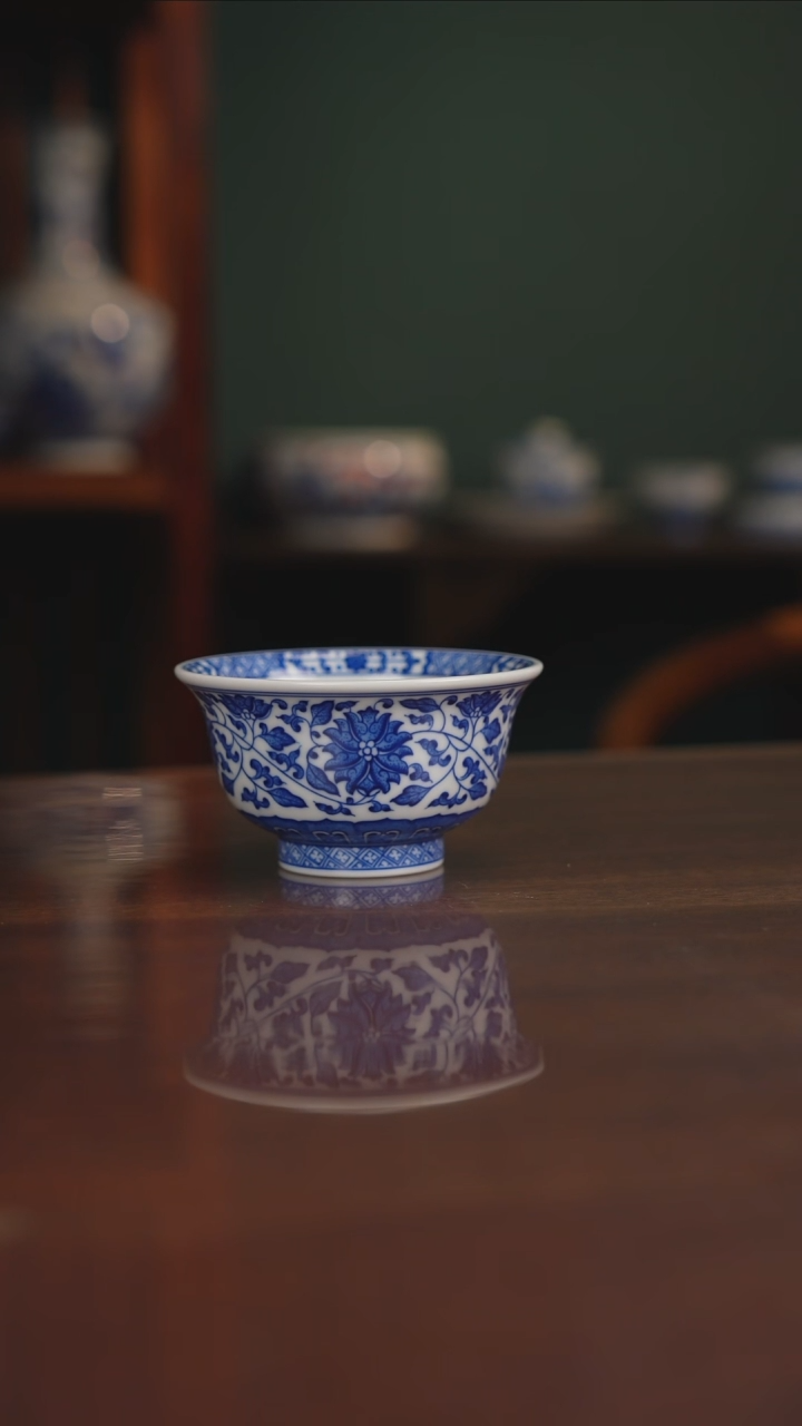 晓月柴窑 缠枝压手杯