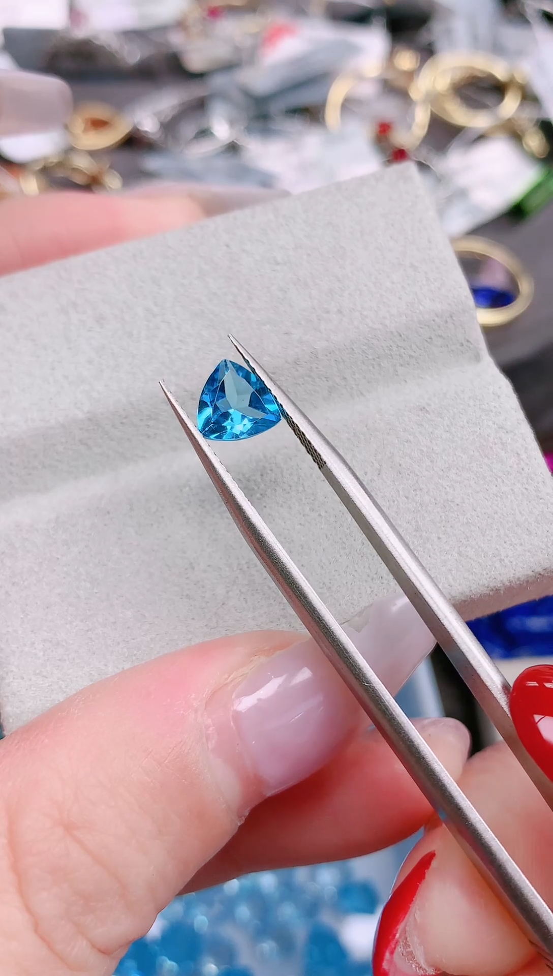 托帕石裸石伦敦蓝1.29ct