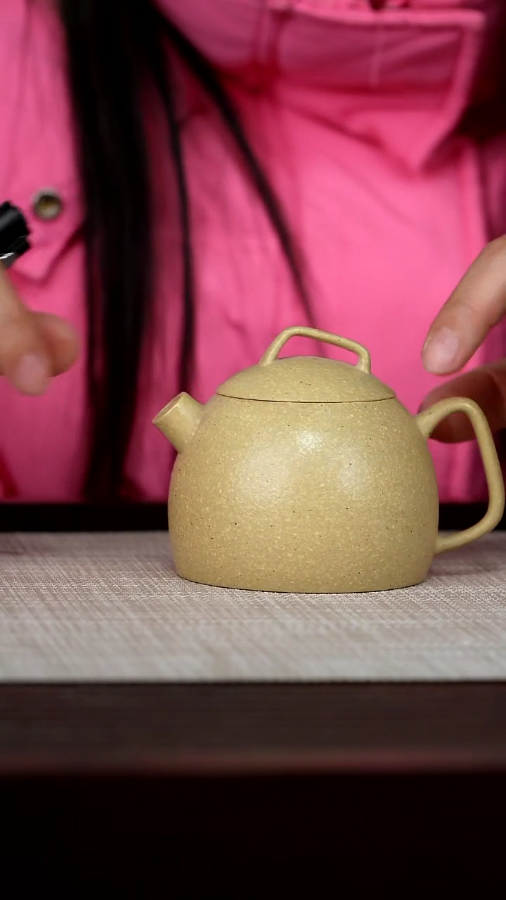 【闪购商品】宜兴原矿紫砂壶茶壶160C