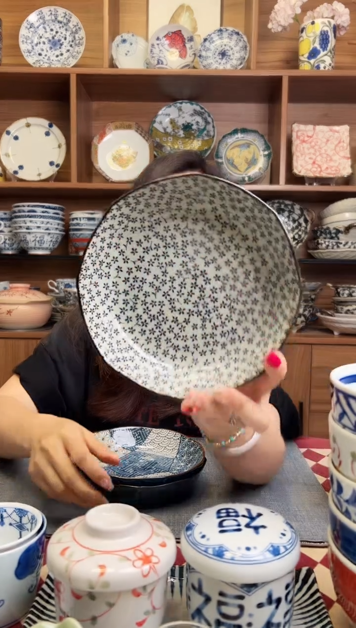 瓷片和心古染16cm轮花深盘 小菊