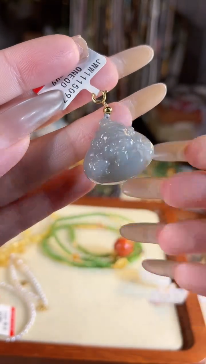 【闪购商品】和田玉吊坠(不含链)银S925镶嵌多样性发货其一