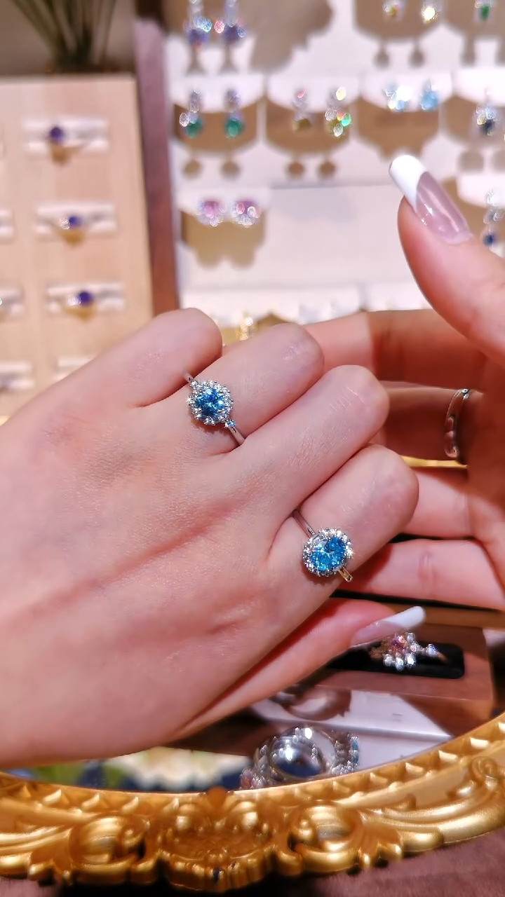 非金属合成立方氧化锆蓝色戒指