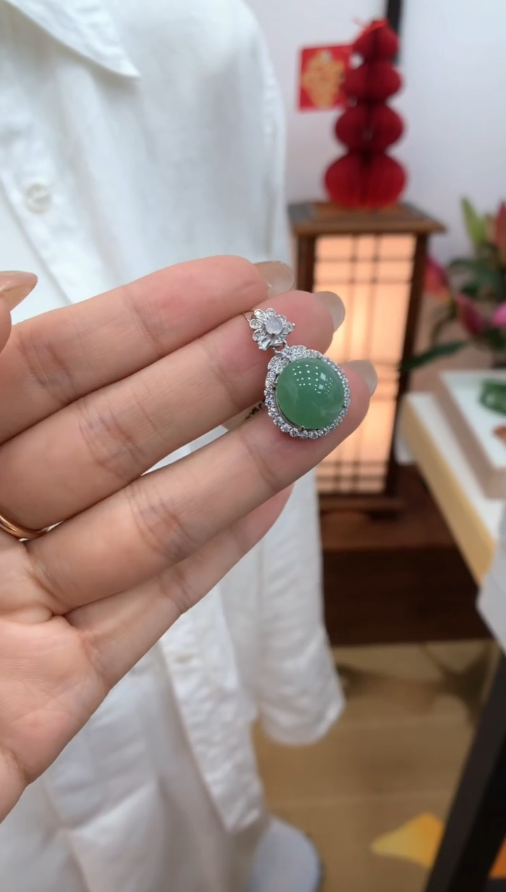 【闪购商品】翡翠颈饰银S925镶嵌吊坠