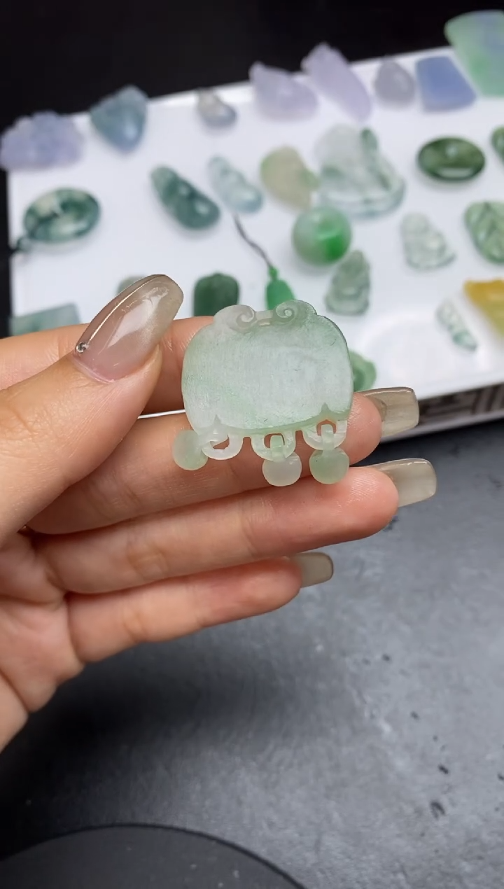 【闪购商品】定制翡翠未镶嵌翡翠毛货~