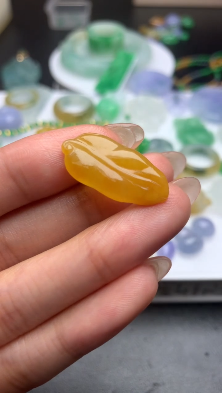 【闪购商品】定制翡翠未镶嵌毛货