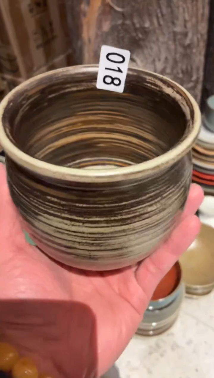 瓷片常*树18手刷绿咖小罐1个