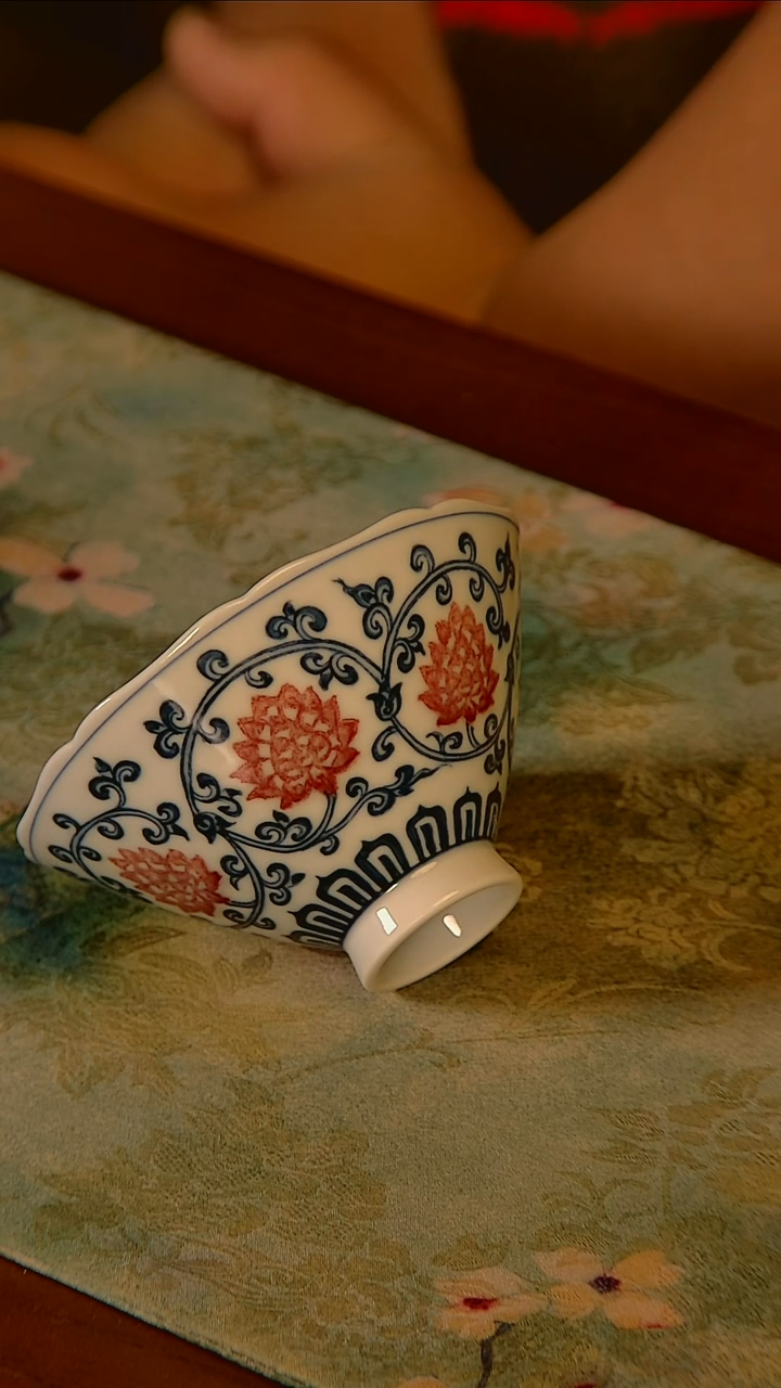 杯手工手绘杯杯很美丽