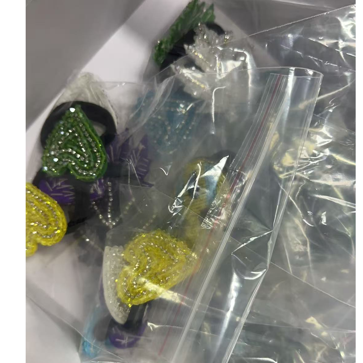 YNYC【清仓大处理不退不换】新款重工手工钉珠发绳夹随机 DZ251017