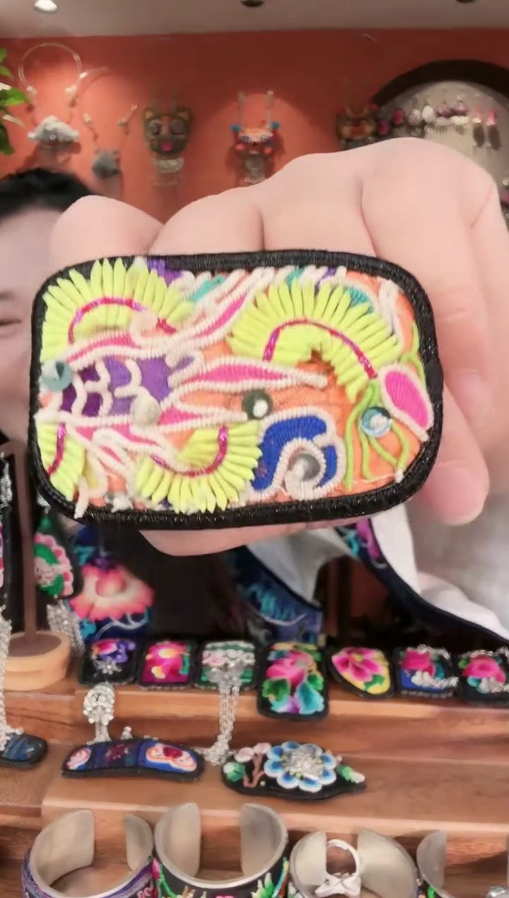 非遗手工刺绣饰品掰掰夹17