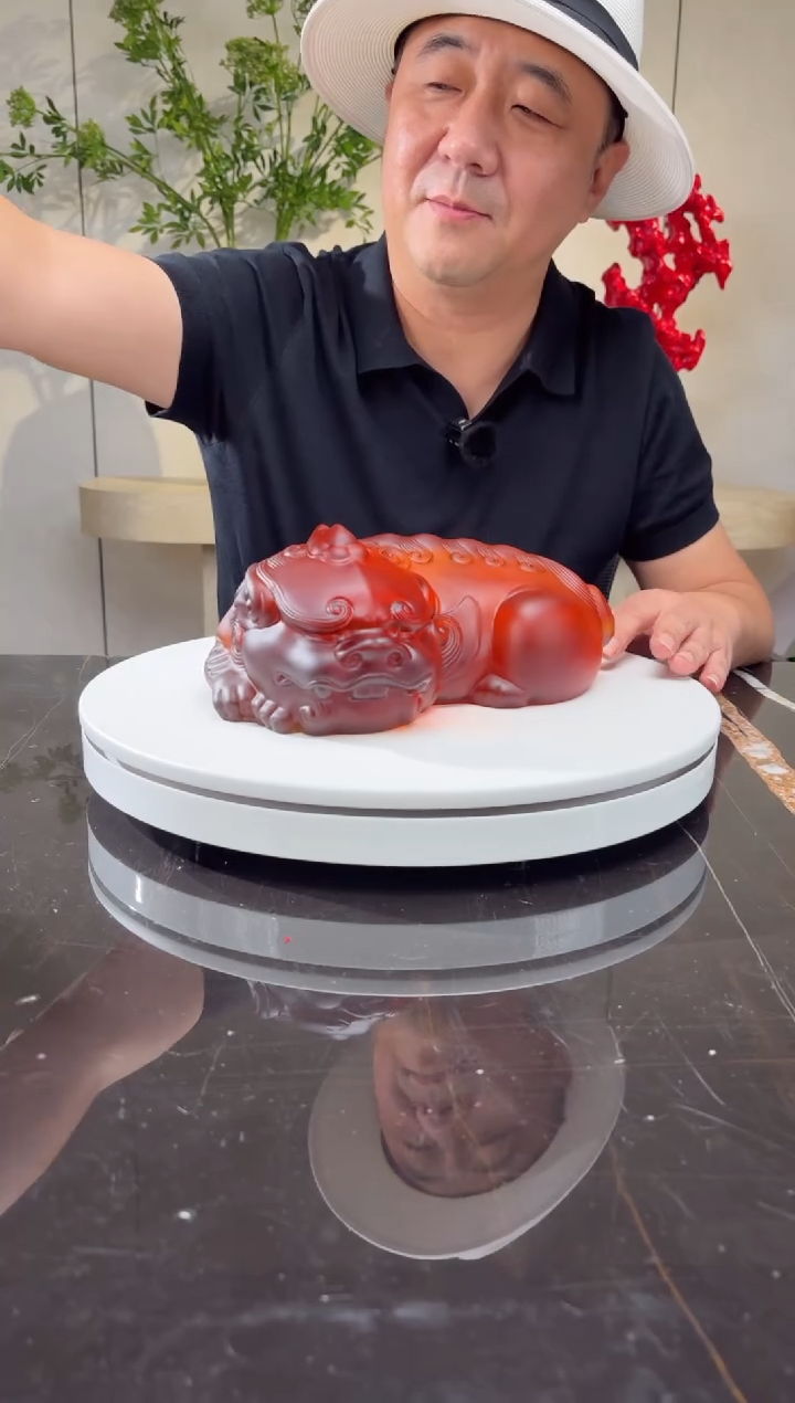 摆件璨石美学蜜蜡卧福貔貅艺术琉璃摆件