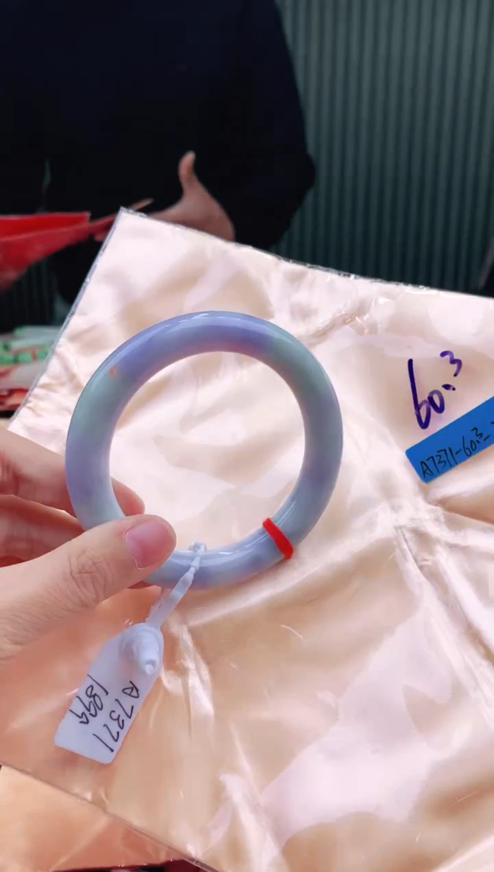 未镶嵌手镯翡翠60