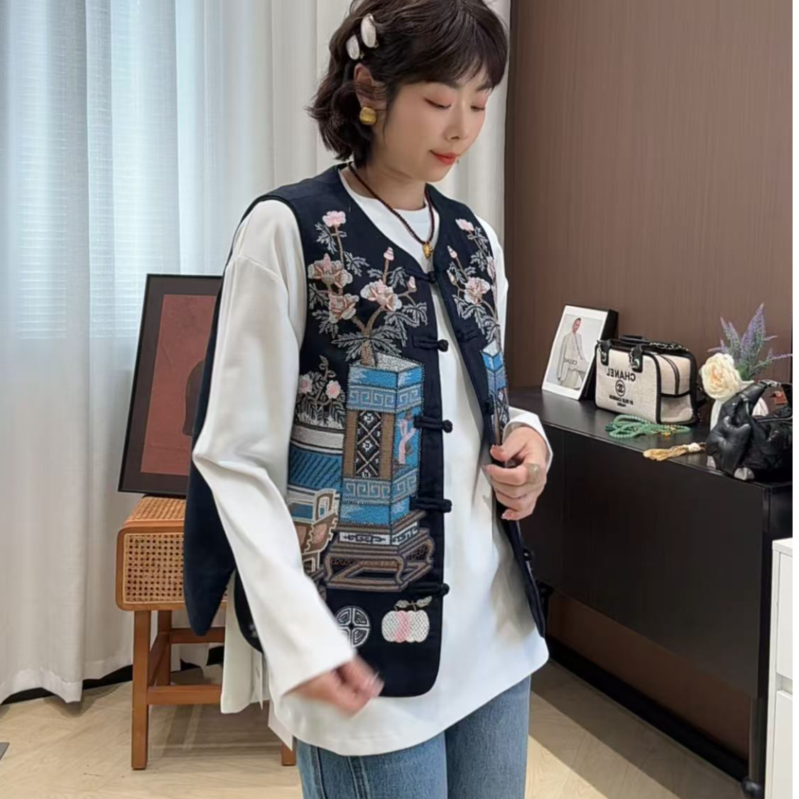 222新中式新国风刺绣重工薄款春装马甲女装