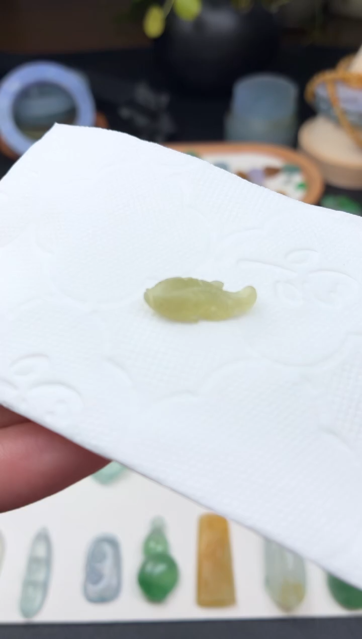 定制翡翠未镶嵌翡翠